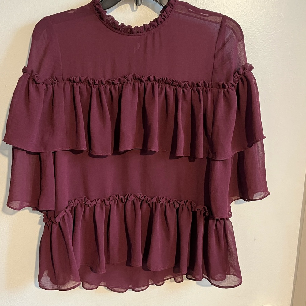 Max Studio Ruffle Burgendy Top Size Small